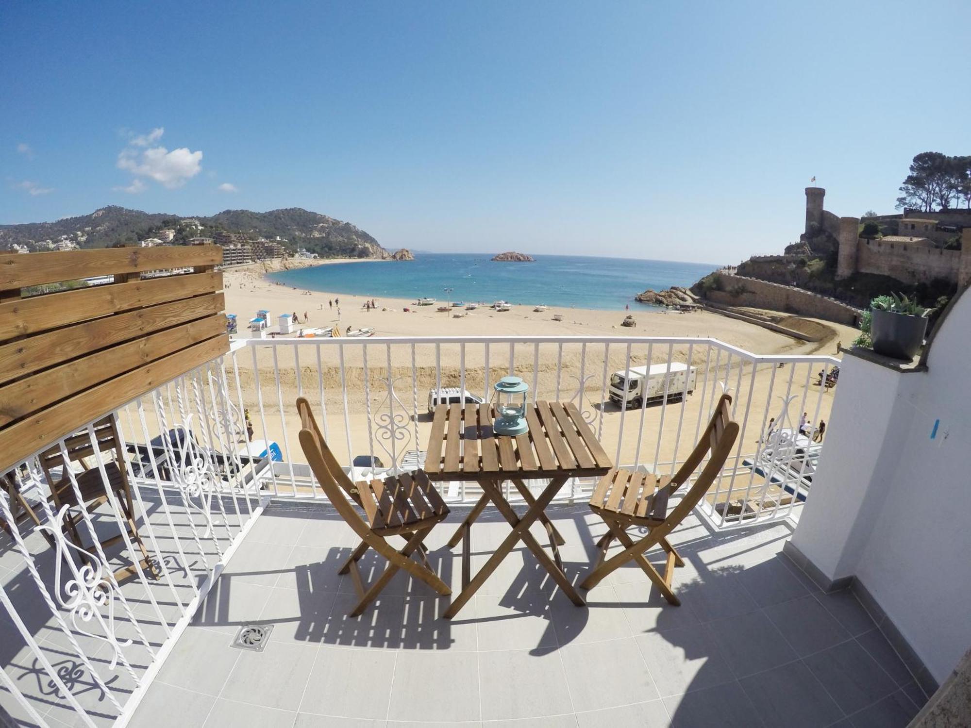 Hostal Del Mar Tossa de Mar Exterior photo